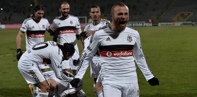 Devlerin 'Töre' aşkı