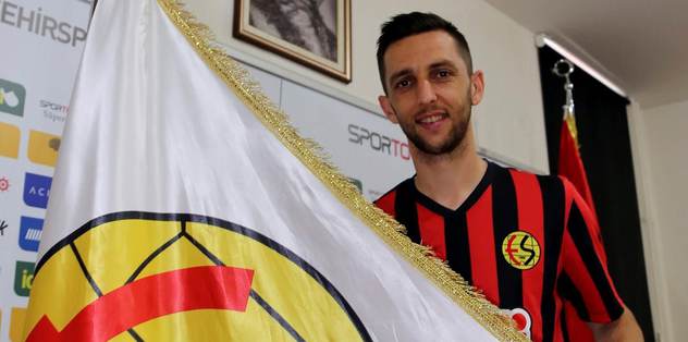 Eskişehirspor'a Makedon orta saha