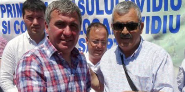 Hagi'den şampiyon G.Saray'a tebrik