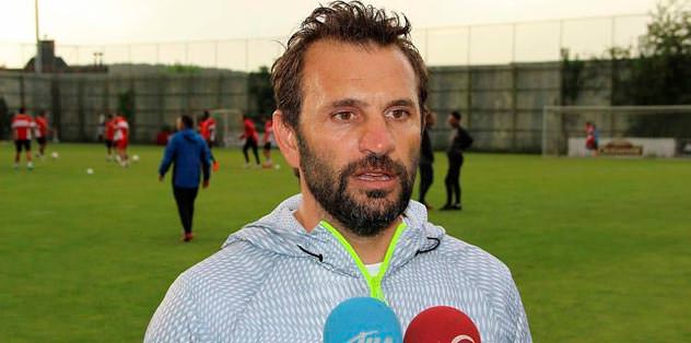 Okan Buruk'a şok