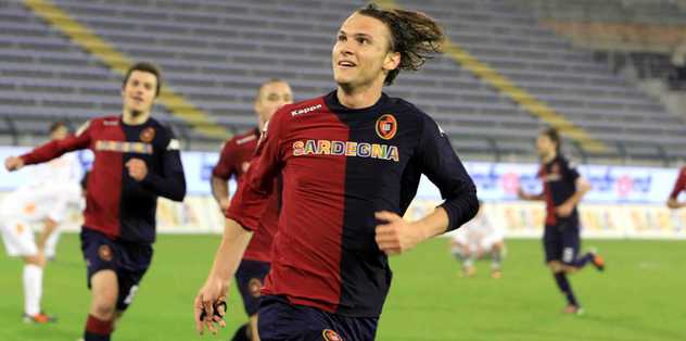 Albin Ekdal geliyor
