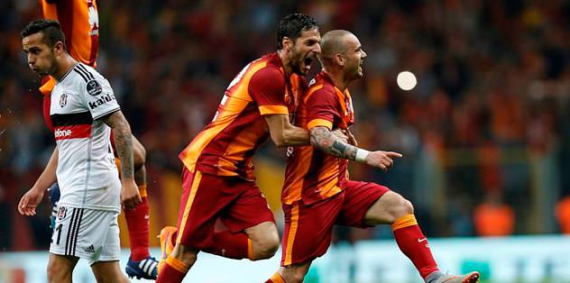 Sneijder noktayı koyacak