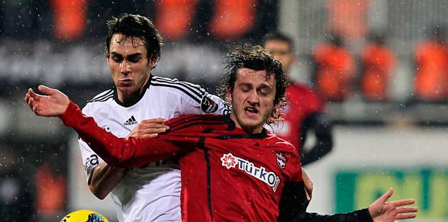 Orhan Gülle, Yiğido oluyor