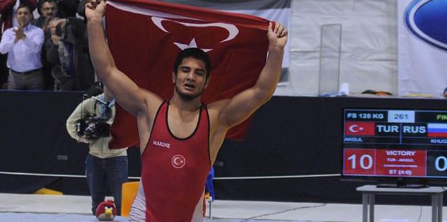 Taha Akgül'den altın madalya