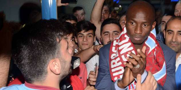 M'bia Fransa'ya döndü