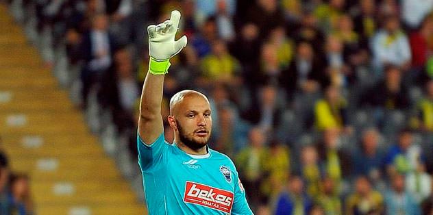 Gökhan Değirmenci bekliyor