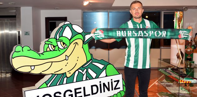 Mert Günok imzayı attı