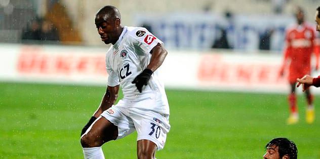 Rizespor bombaları patlıyor
