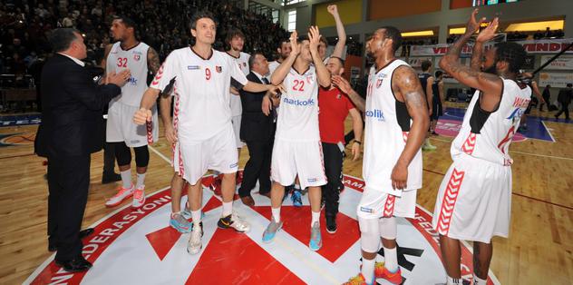 Uşak Sportif'ten 3 imza