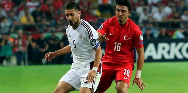 Letonya'da 5'li revizyon