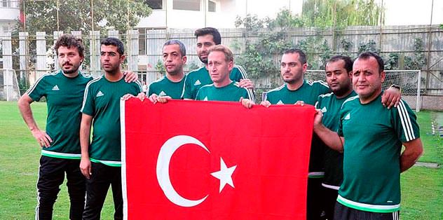Futbol camiasından teröre lanet