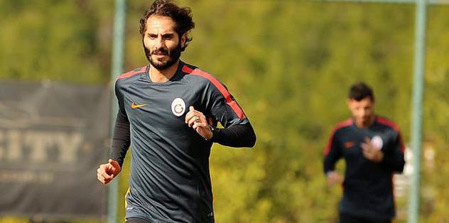 Hamit değnekle geziyor