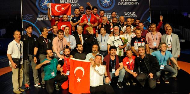 Savaşıp aldı