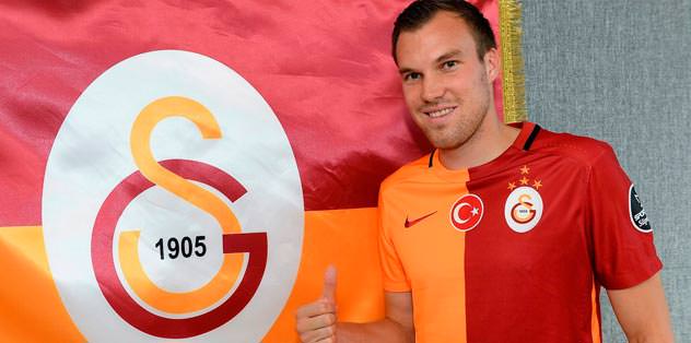G.Saray'la 12 yaşında tanıştım