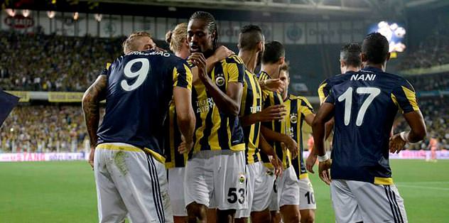 Yeni transferler Fener'i coşturdu