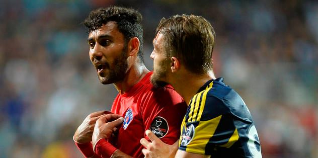 3 futbolcu sevk edildi