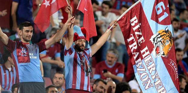 Bordo-Mavi Coşku