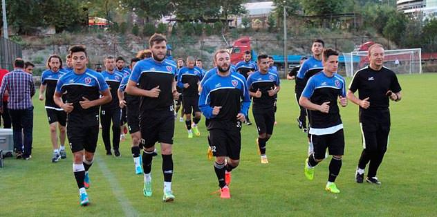 Karabükspor bir taşla 2 kuş vurdu