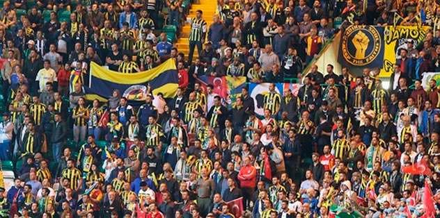 Sarı-lacivert karnaval
