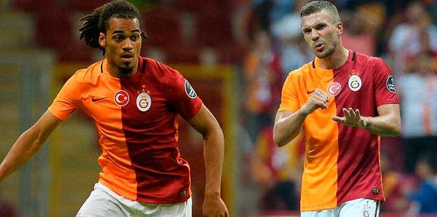 Poldi, Denayer ve Jose'ye davet