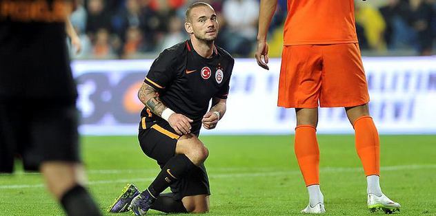 F.Bahçe derbisinde oynamayabilir