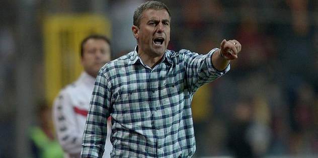 'Top Podolski'nin eline...'