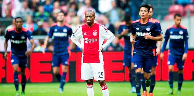 Ajax, derbide yıkıldı