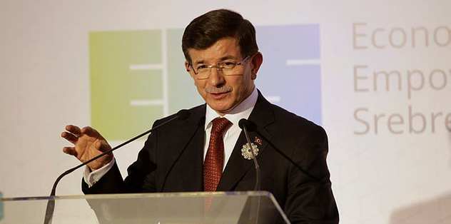 Başbakan Davutoğlu'dan Bosna'ya sporda dostluk eli