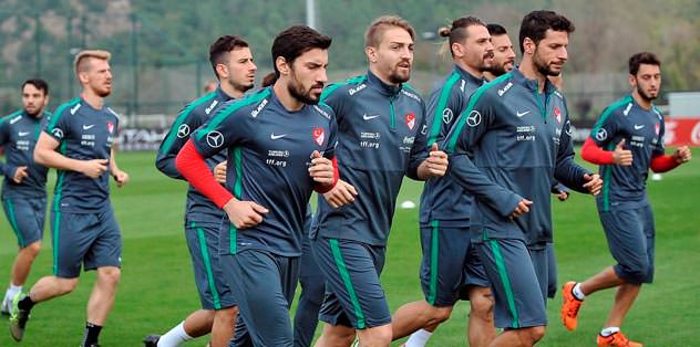 Burak takımdan ayrı çalışıyor