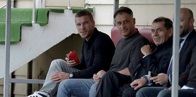 Podolski de izledi
