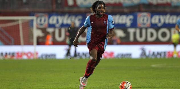 Juve'den Cavanda hamlesi