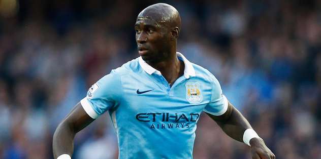 Manchester City'ye Mangala şoku
