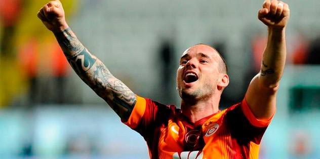 Wesley Sneijder 2. kez baba oldu