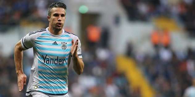 Van Persie'den güdümlü füze