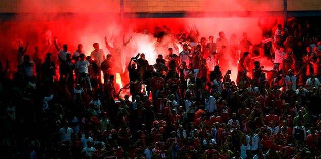 Benfica cezadan kurtuldu