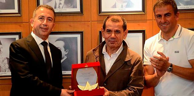 Özbek'ten Ada için dev zirve