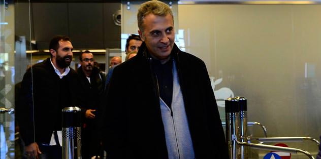 Fikret Orman tribünde
