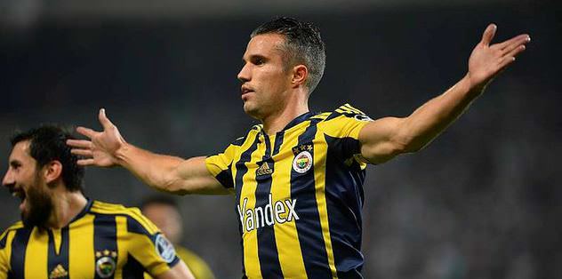 Robin van Persie kafa karıştırdı: Gidiyor mu?