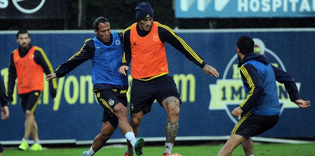Fener'e derbi öncesi 2 güzel haber