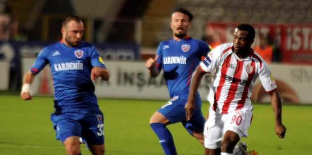 Karabükspor 9 kişiyle zirvede