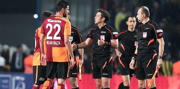 Halı saha maçı yönetemez