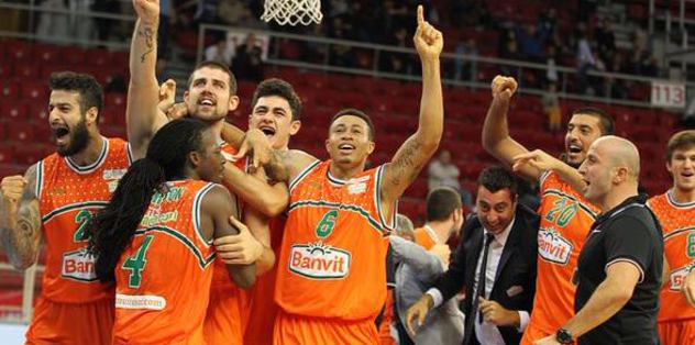 Banvit galibiyetle tanıştı