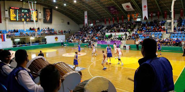 Edirnespor Enisey'i yıktı