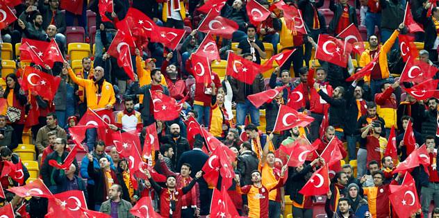 Arena'da bayram coşkusu