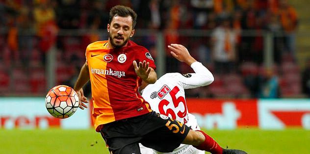 Burak'tan tribüne: Gol Emre Çolak'ın!