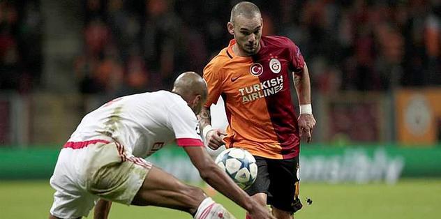 Dört atlı geri dönüyor