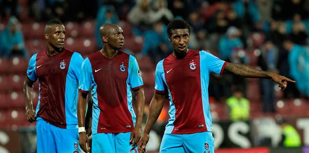 4 sol bek çare olamadı