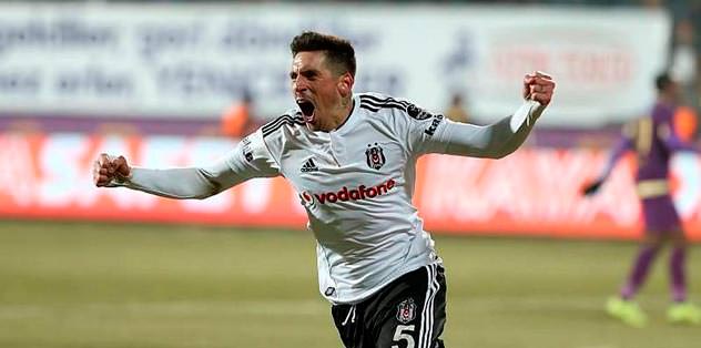 Arjantin Sosa'nın peşinde