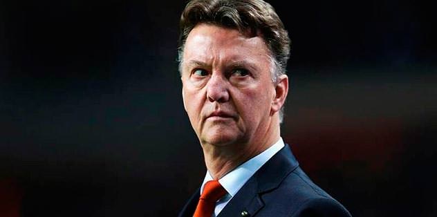 Van Gaal: Persie ve Nani gitmeyi kendileri istedi