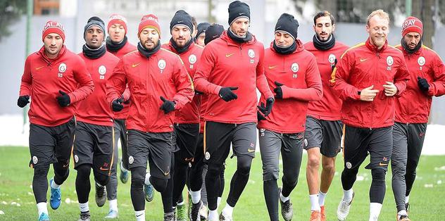 G.Saray kamp için Belek'e gidiyor